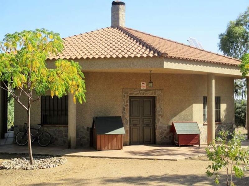 Country House for sale in Villalba de los Barros, Badajoz