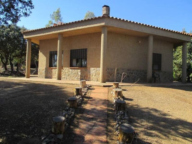 Country House for sale