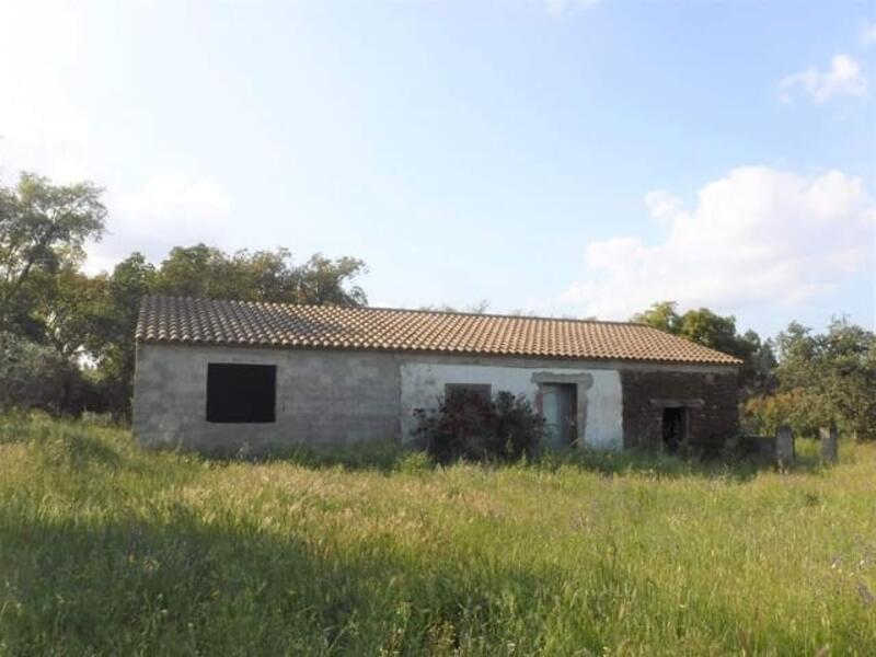 Land for sale in La Codosera, Badajoz