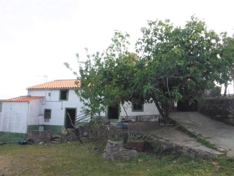 Country House for sale in Aceña la Borrega, Cáceres