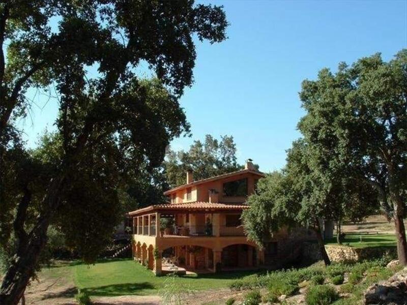 Country House for sale in Hoyos, Cáceres