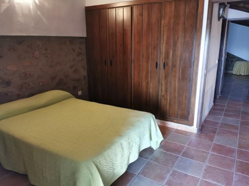 3 Schlafzimmer Landhaus zu verkaufen