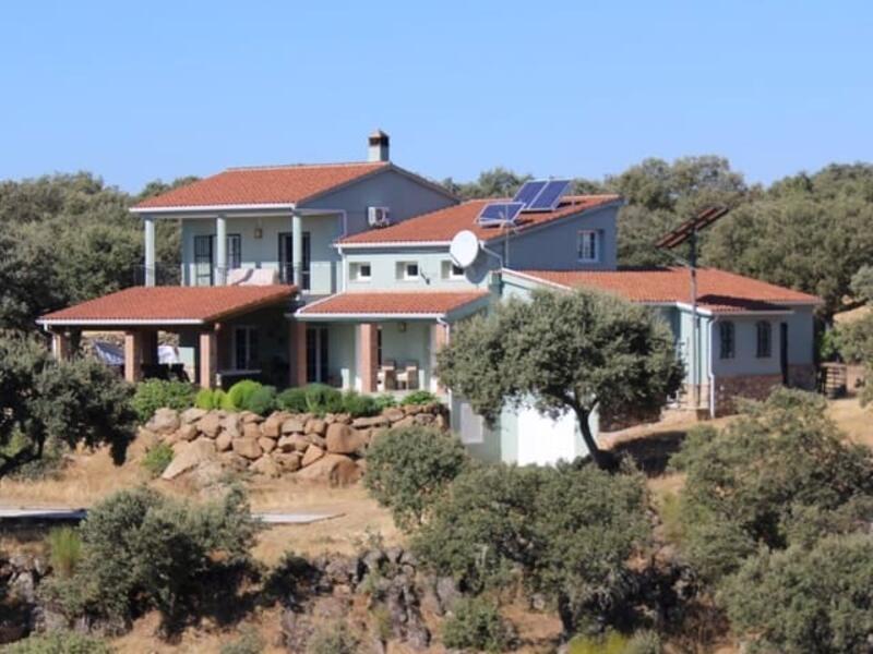 Auberge à vendre dans Salvatierra de Santiago, Cáceres