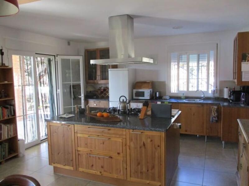 3 bedroom Country House for sale