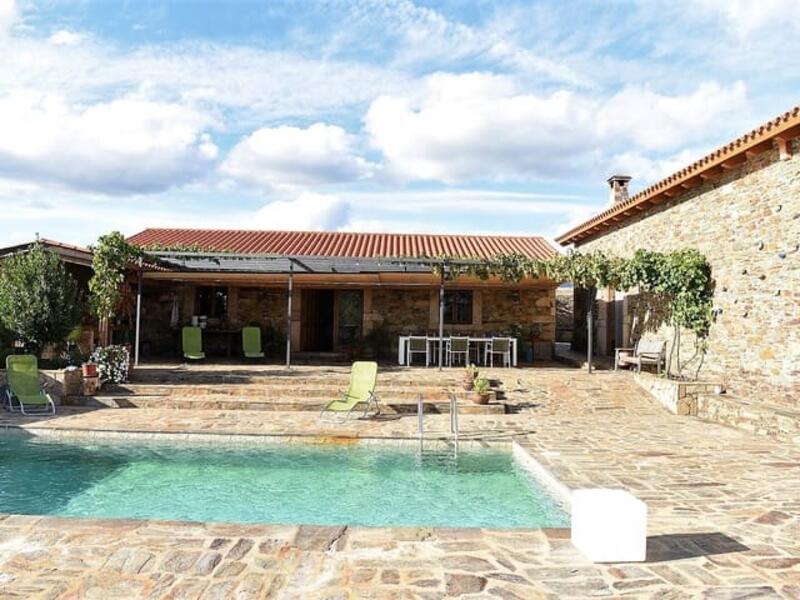 3 Cuarto Casa de Campo en venta