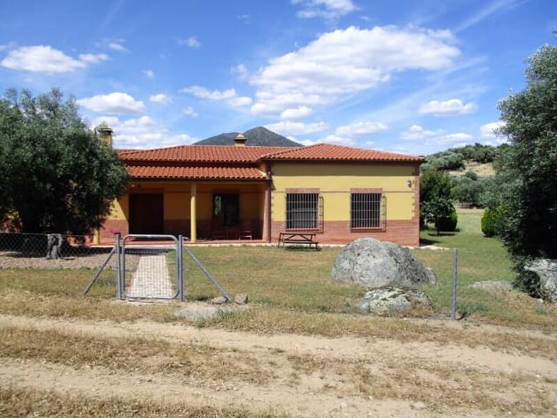 Landhaus zu verkaufen in Almoharin, Cáceres