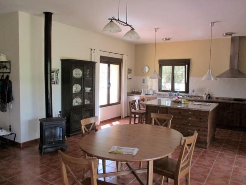 3 bedroom Country House for sale