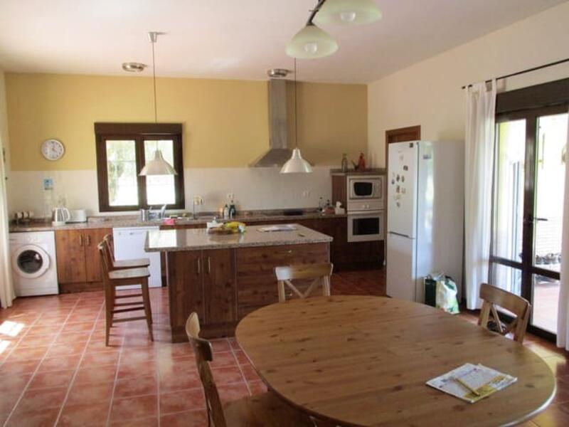 3 bedroom Country House for sale