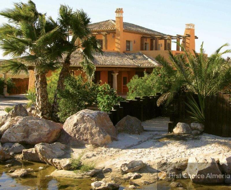 Villa en venta en Cuevas del Almanzora, Almería