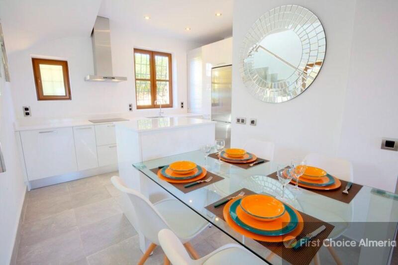 3 Cuarto Villa en venta