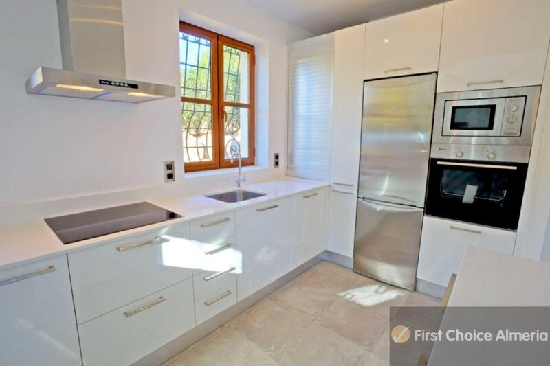3 Cuarto Villa en venta