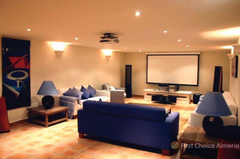 5 slaapkamer Villa Te koop