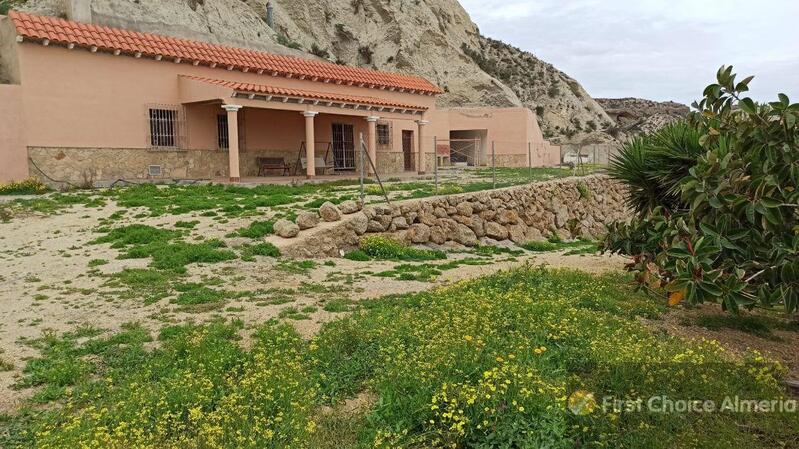 3 Cuarto Casa de Campo en venta
