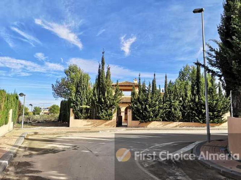 3 bedroom Villa for sale