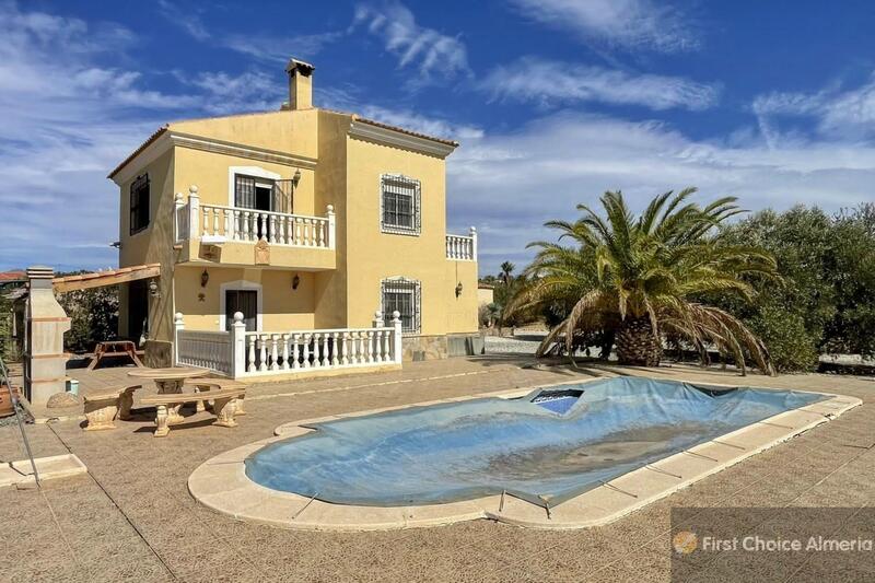 Lägenhet till salu i Albox, Almería