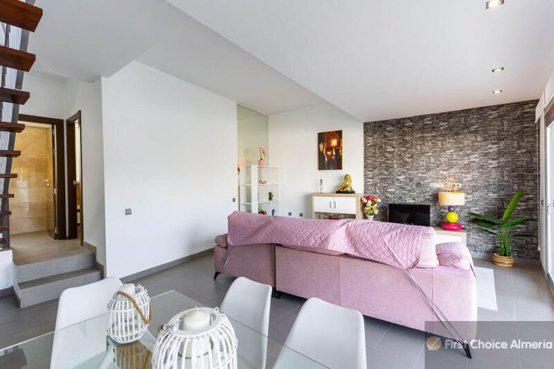 3 sovrum Duplex till salu