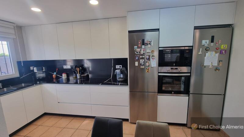 4 Schlafzimmer Duplex zu verkaufen