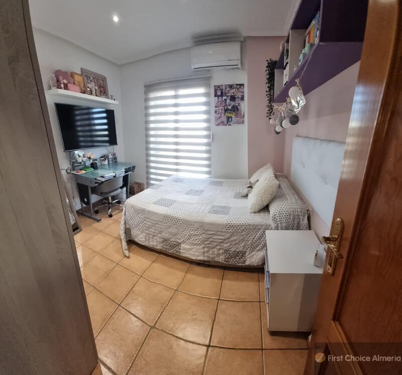 4 Schlafzimmer Duplex zu verkaufen