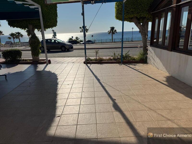 2 Cuarto Local Comercial en venta