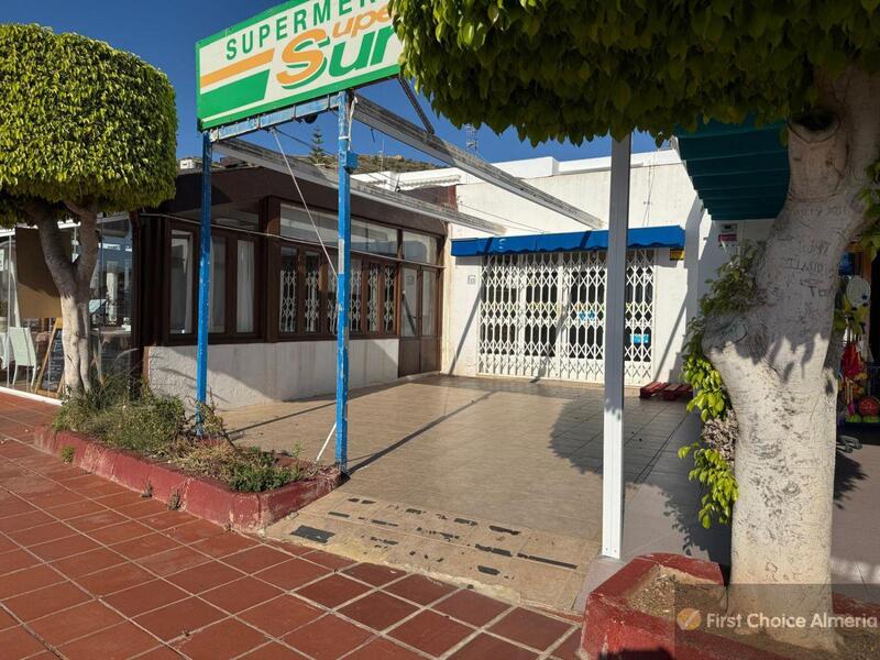 2 Cuarto Local Comercial en venta