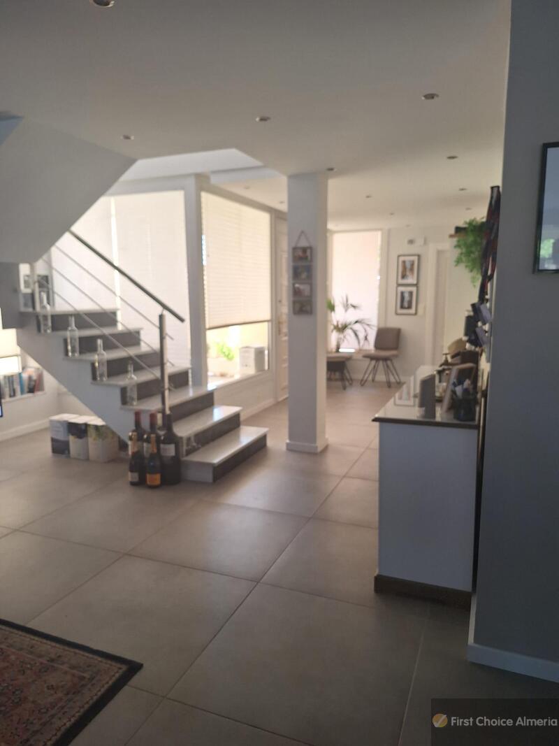 5 Cuarto Villa en venta