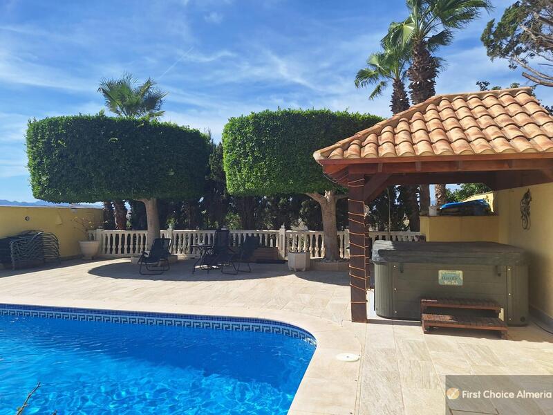 5 Cuarto Villa en venta