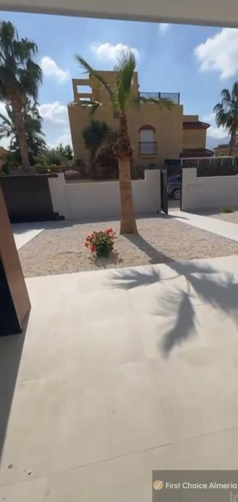 3 Schlafzimmer Landhaus zu verkaufen