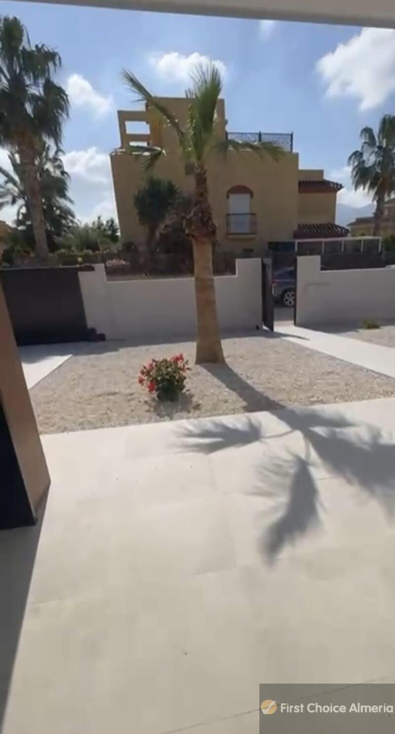 3 Schlafzimmer Landhaus zu verkaufen