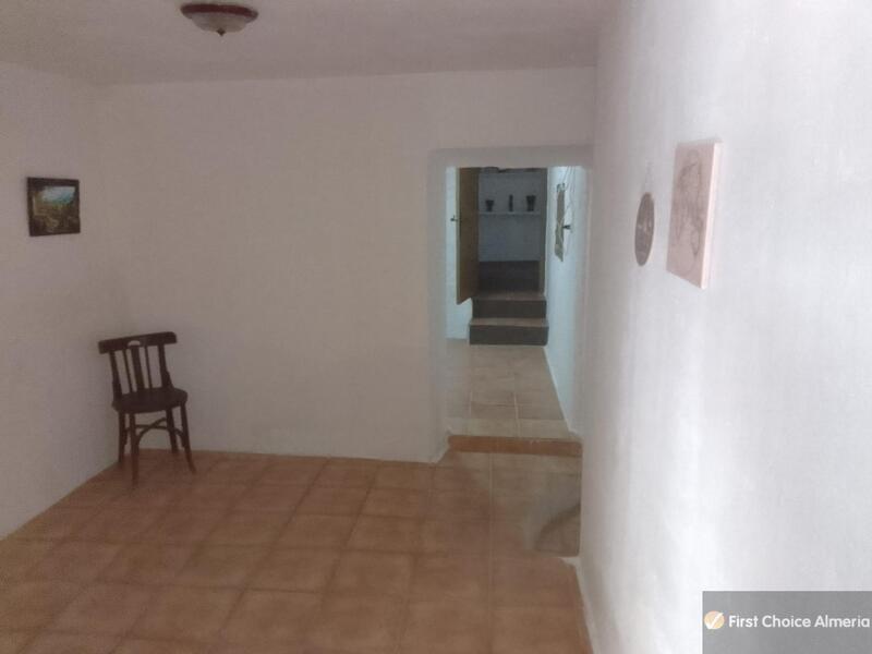 4 bedroom Townhouse for sale