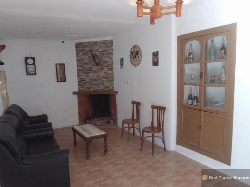 4 bedroom Townhouse for sale