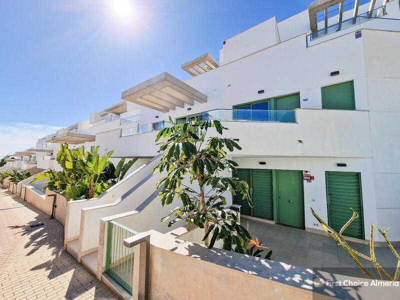 квартира продается в Almería, Almería