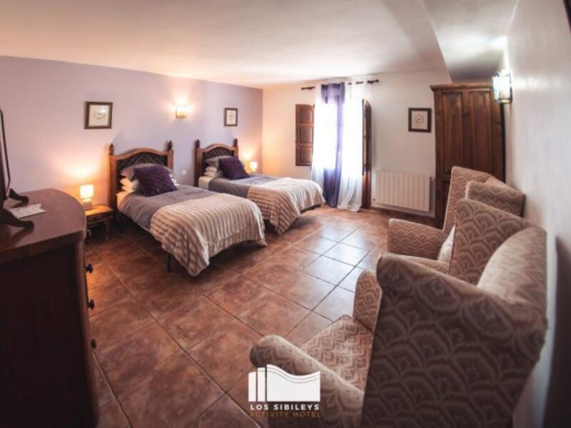 8 bedroom Villa for sale