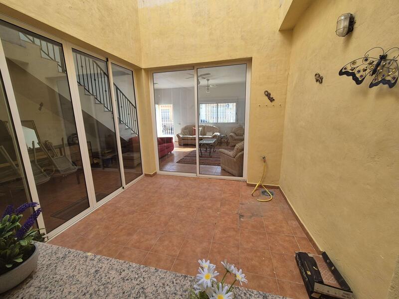 3 bedroom Villa for sale