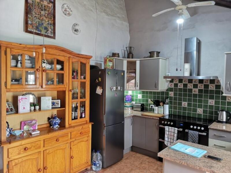 3 спальная комната вилла продается