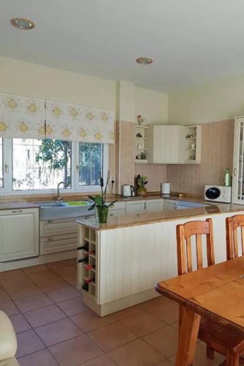 4 Cuarto Villa en venta