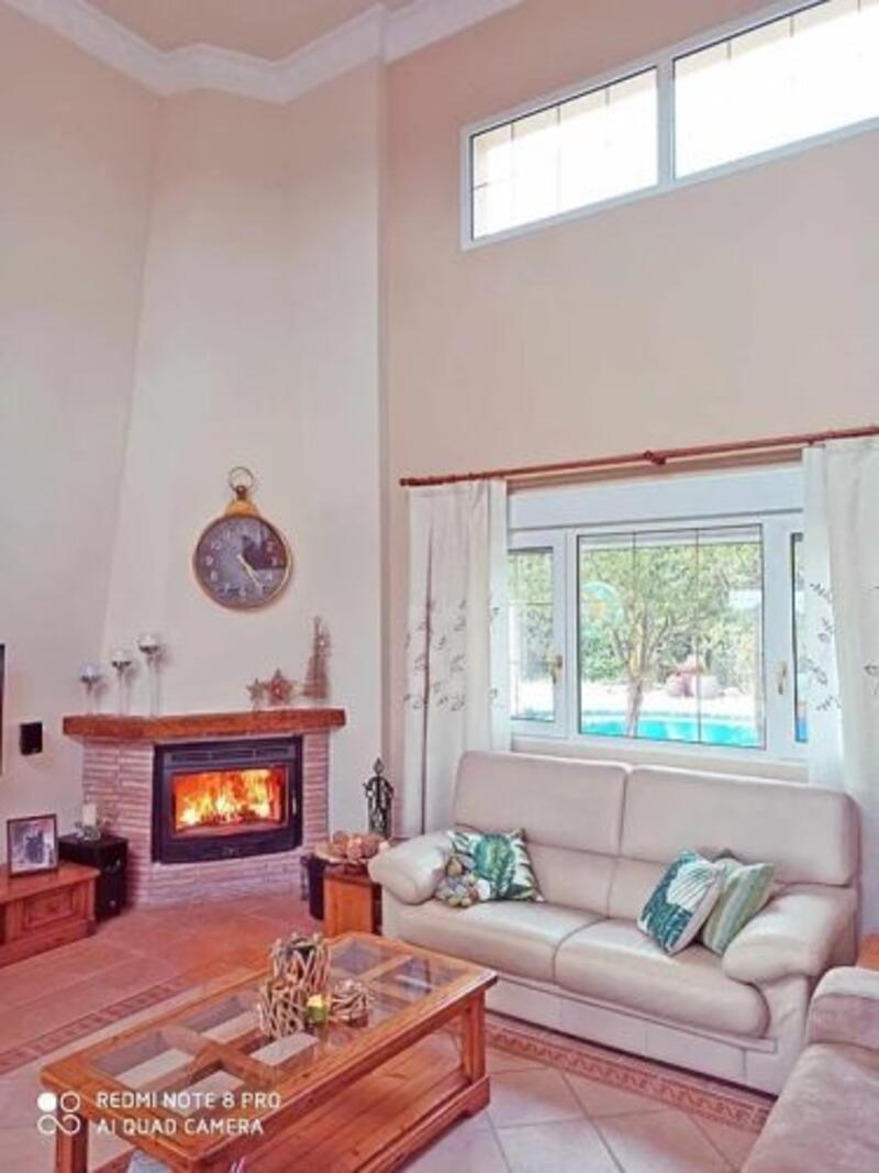 4 Cuarto Villa en venta