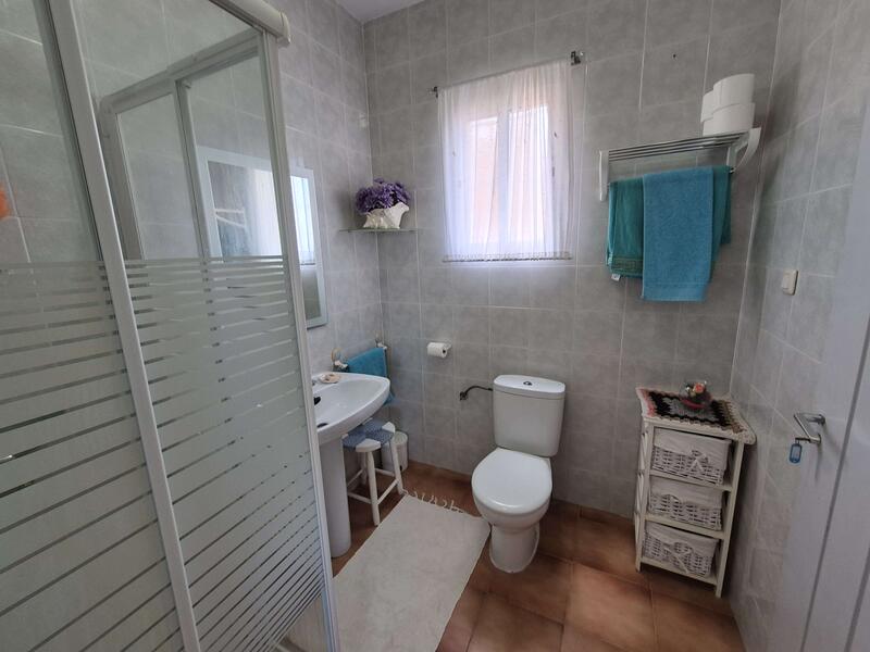 4 спальная комната вилла продается