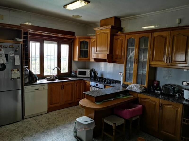 7 bedroom Villa for sale