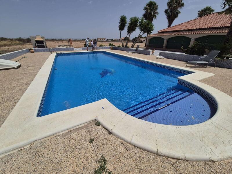 5 soverom Villa til salgs 5 soverom Villa til salgs
