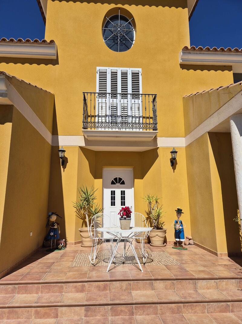 4 soveværelse Villa til salg 4 soveværelse Villa til salg