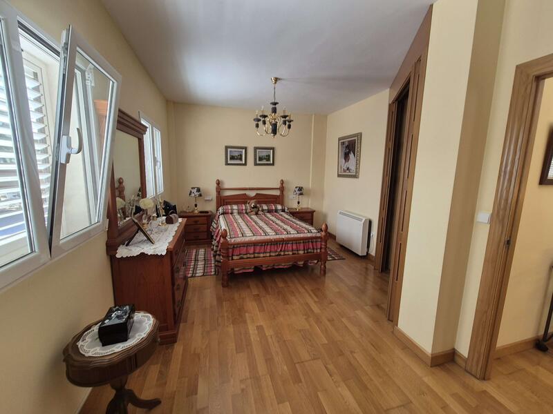 4 soveværelse Villa til salg 4 soveværelse Villa til salg