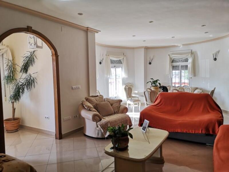 5 soveværelse Villa til salg