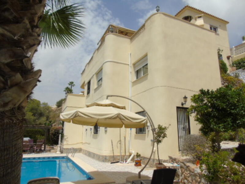 Villa til salgs i Las Ramblas, Alicante