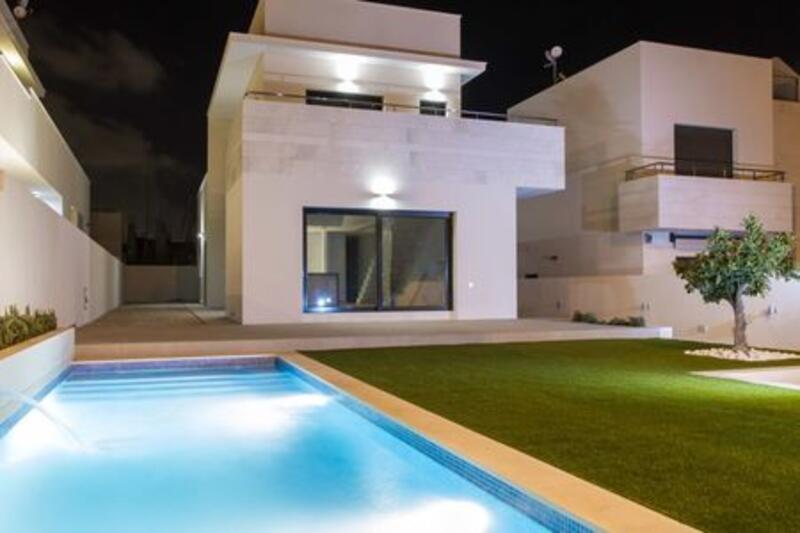 4 bedroom Villa for sale