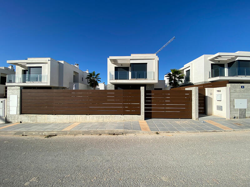 3 slaapkamer Villa Te koop
