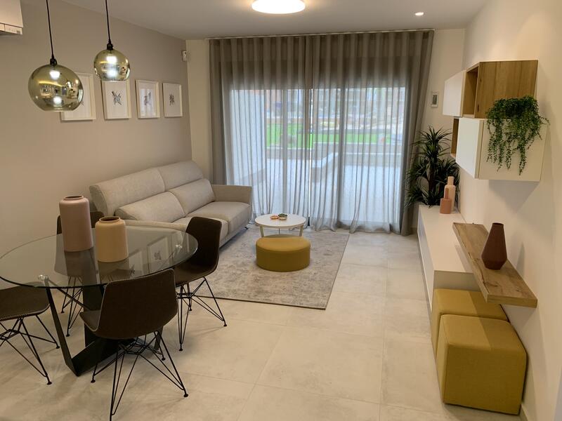 2 slaapkamer Appartement Te koop