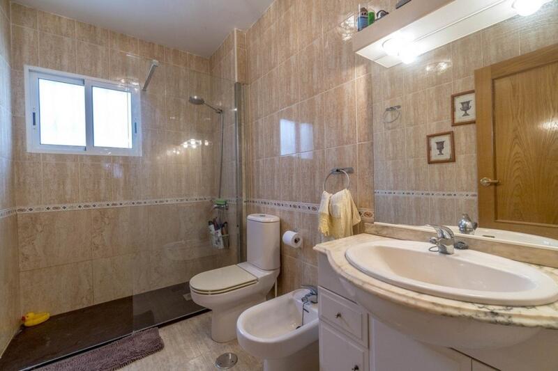 3 sovrum Duplex till salu