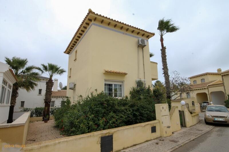3 Cuarto Villa en venta