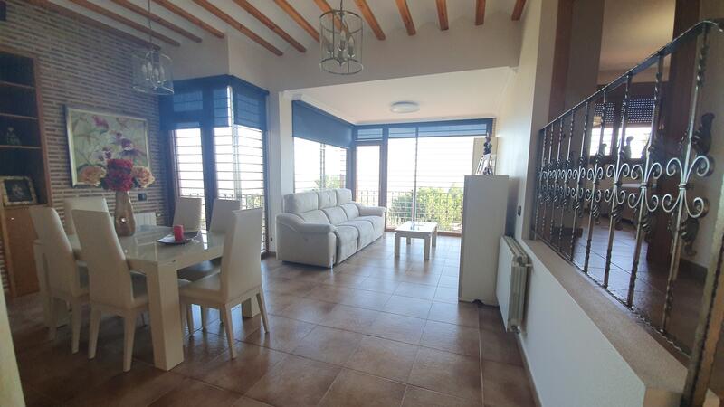 4 bedroom Villa for sale