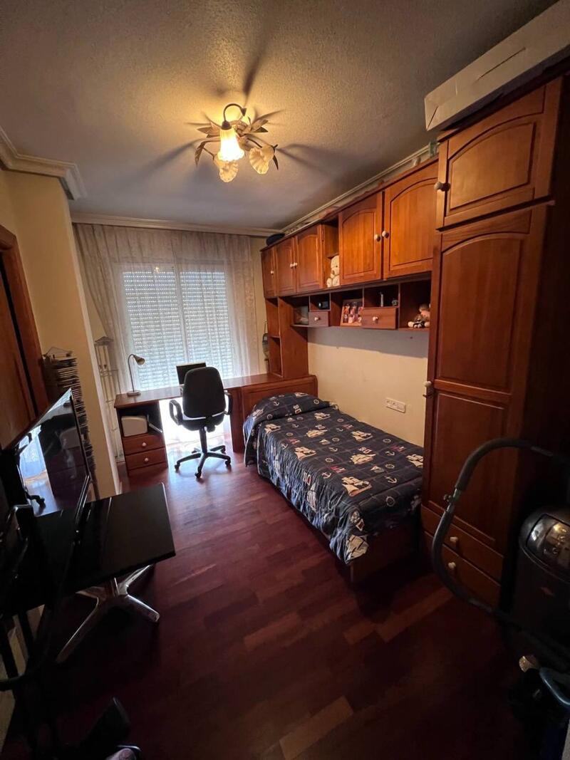 4 sovrum Lägenhet till salu